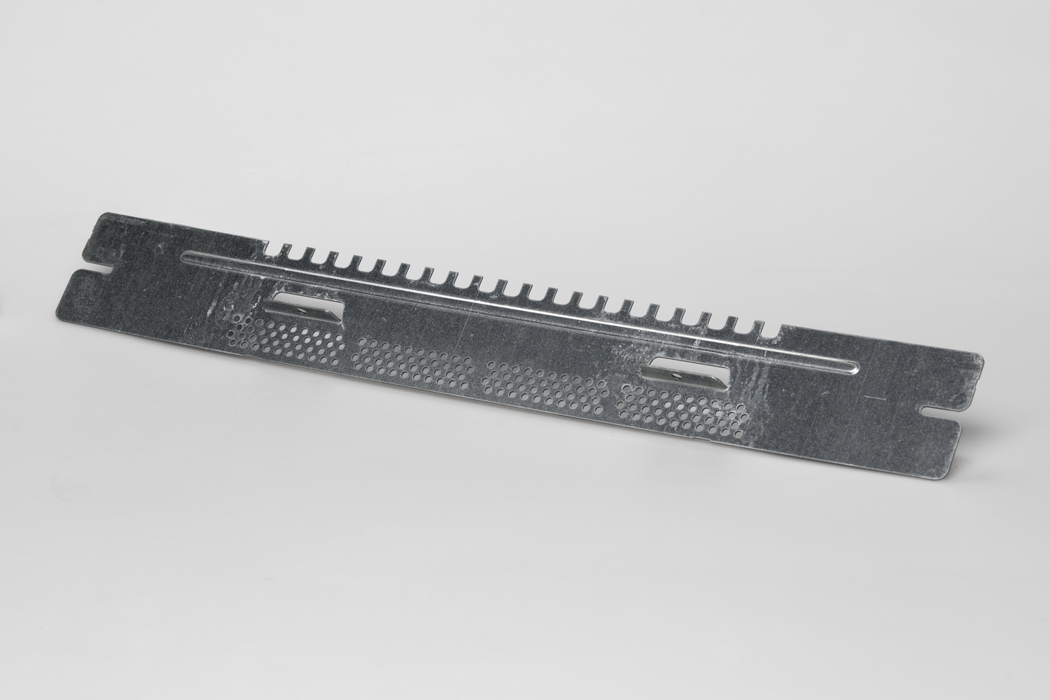 Galvanised flight hole slider 445 mm