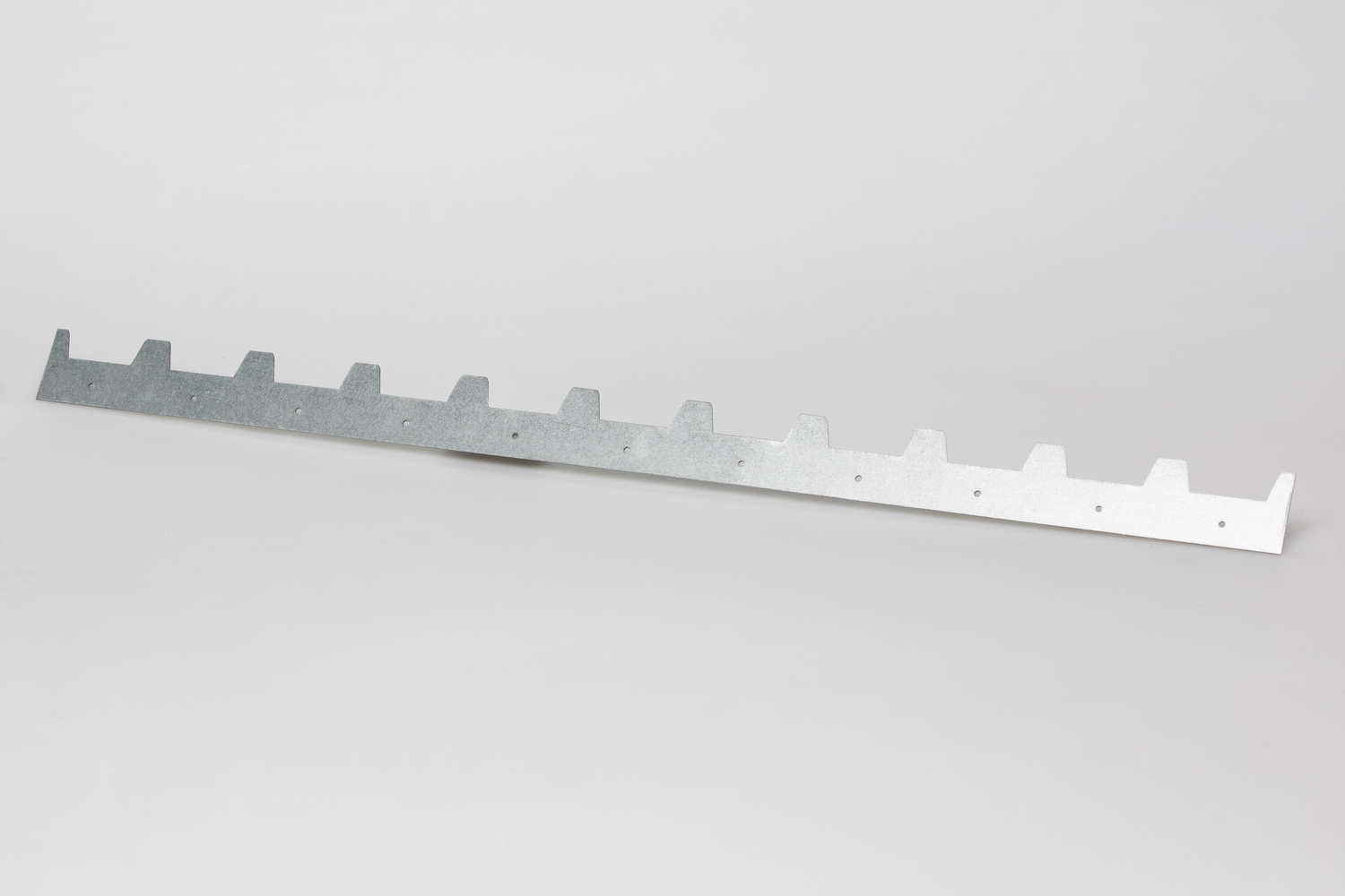 Abstandstreifen 448 mm verzinkt 11 W