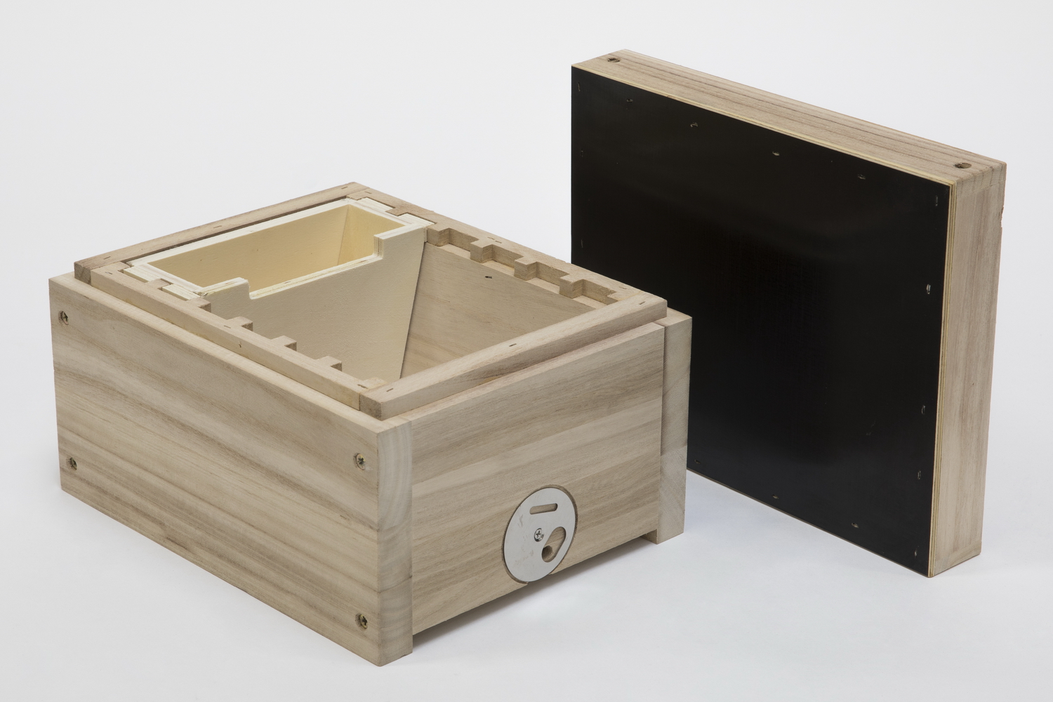 Kiel mating box wood