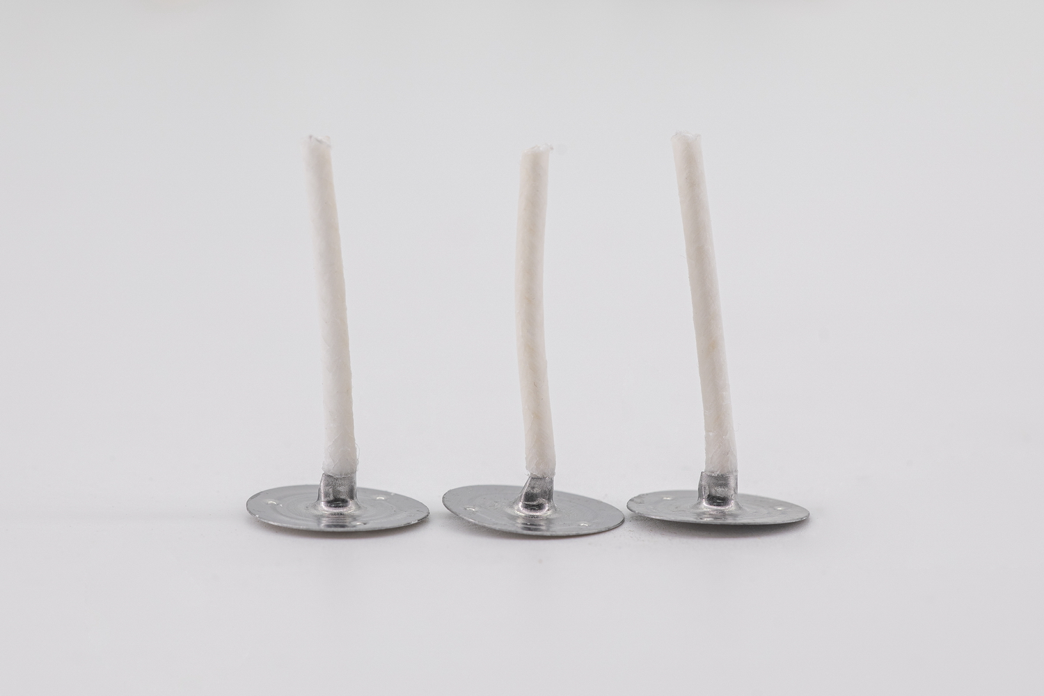 Teelichtdochte gewachst